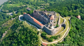 Вышеградская крепость и "город художников"